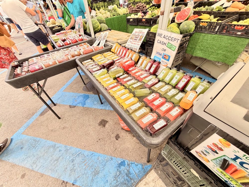 farmers markets veggie drinks